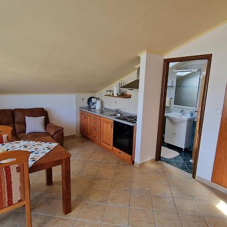 Haus Anica Rab Town Exterior foto